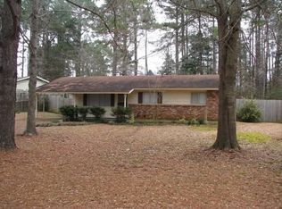 708 Smythe St, Kosciusko, MS 39090