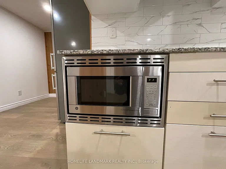 3523 Orion Cres #BASEMENT — Photo 9
