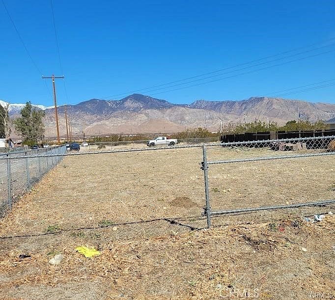 1st image of 14873 Riza Ave