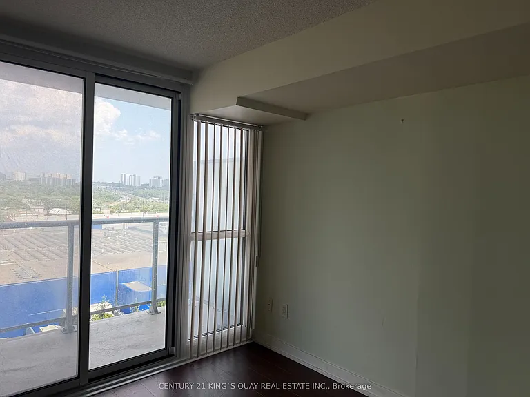 121 McMahon Dr #803 — Photo 4
