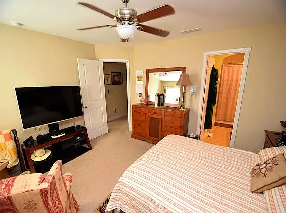 2834 Hopeton Ct — Photo 12