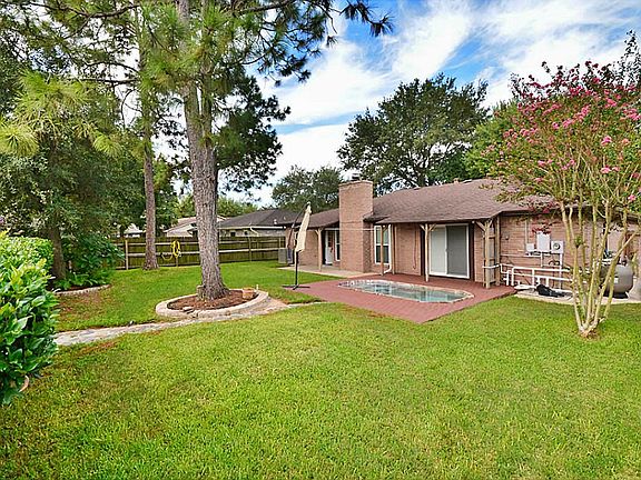 3rd image of 308 Morningside Dr