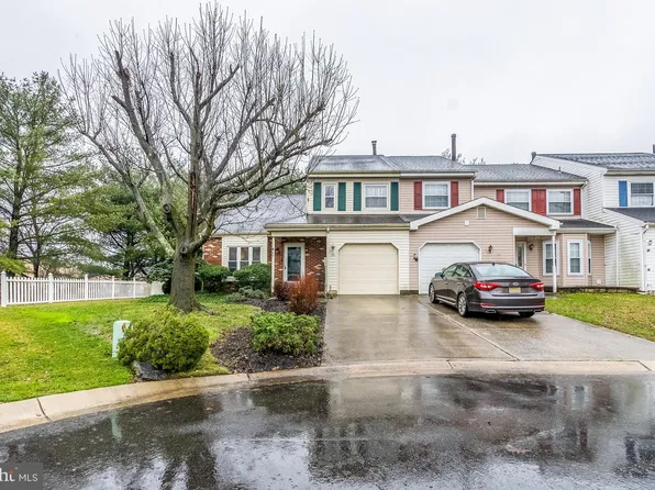 49 Adams St, Logan Township, NJ 08085