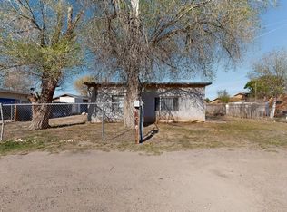 105 Barcelona Cir SW, Albuquerque, NM 87105