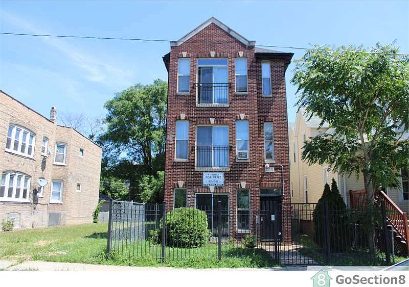 1st image of 11031 S Edbrooke Ave #1