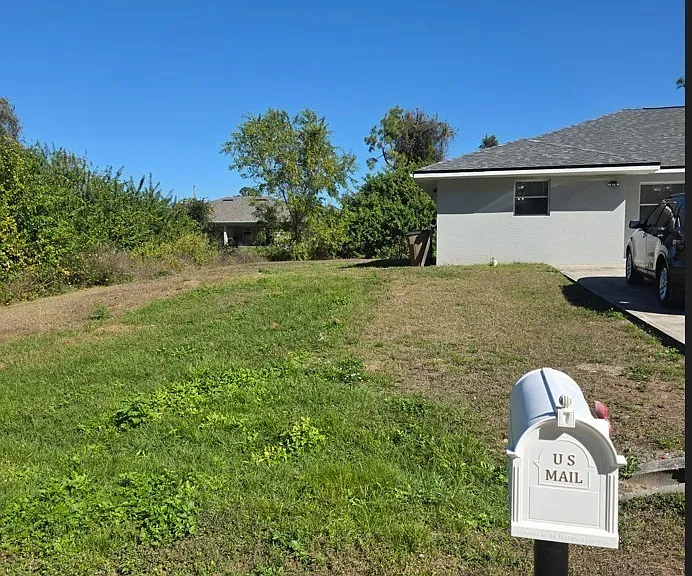 245 Meadow Rd — Photo 2