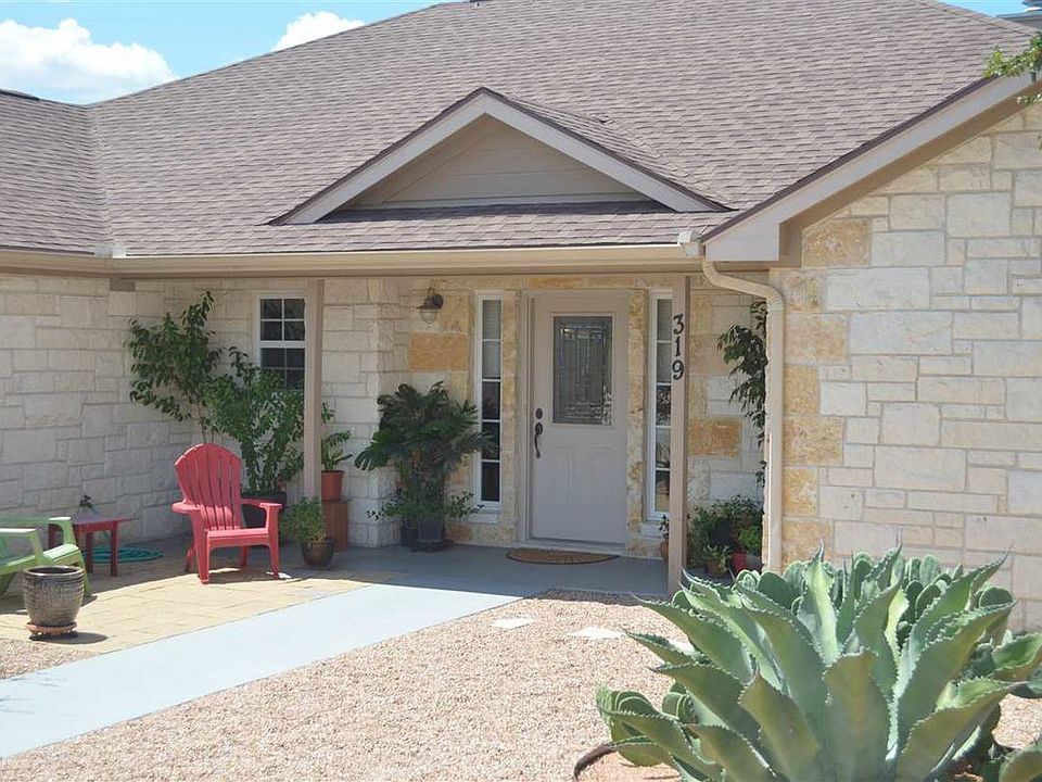 1st image of 319 Pony Creek Dr