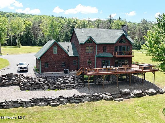 2nd image of 33 Elm Ridge Road