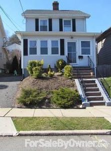8 Wilson Ter, West Orange, NJ, 07052