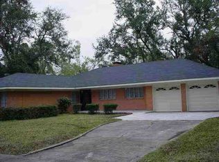 2625 Las Palmas Dr, Port Arthur, TX 77642
