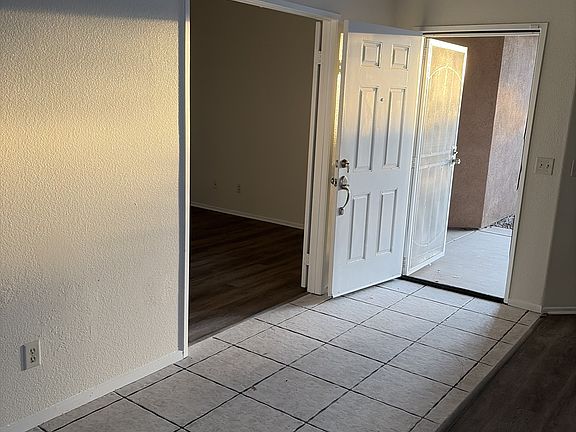 3rd image of 12891 Pueblo Ln