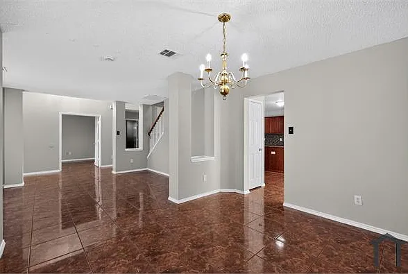 2313 Valley Falls Ave — Photo 8