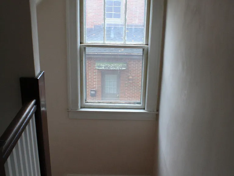 208 Shady Ln — Photo 6
