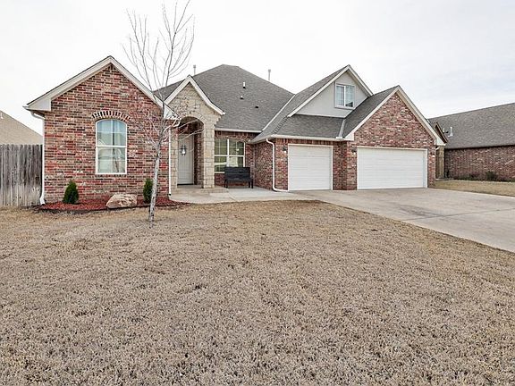 2nd image of 3704 Sendera Lakes Dr