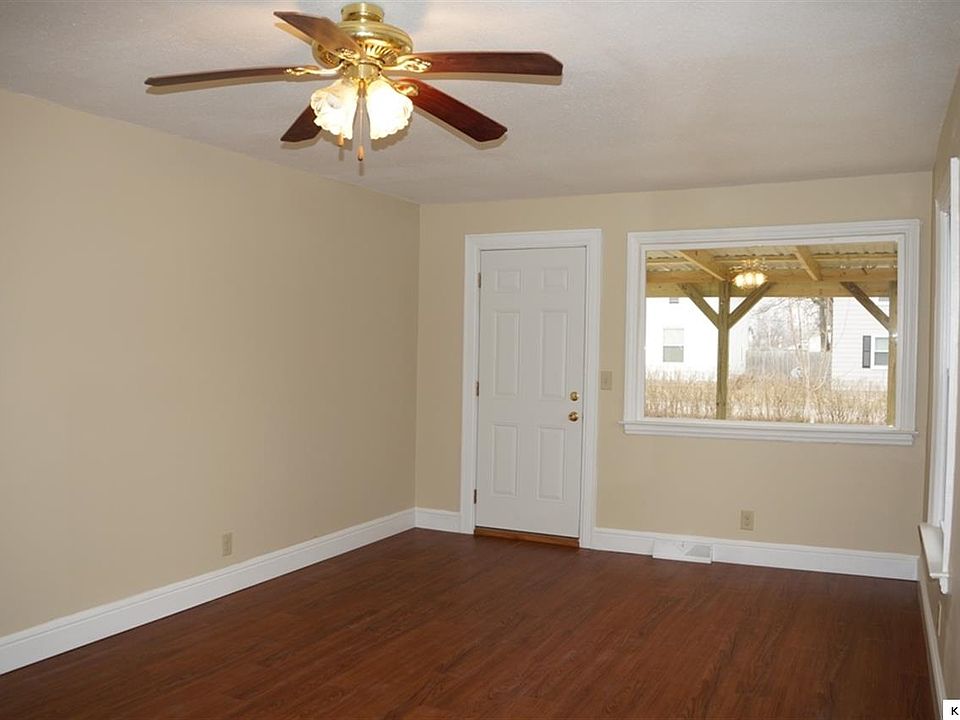 1st image of 412 Johnson Ave