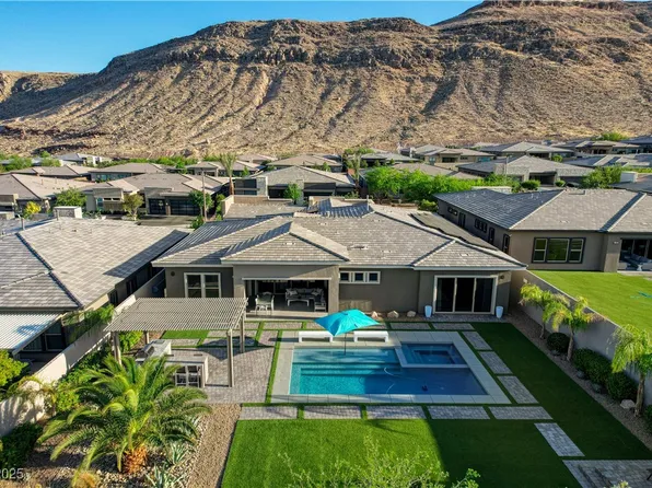 10004 Terrastone Dr, Spring Valley, NV 89148