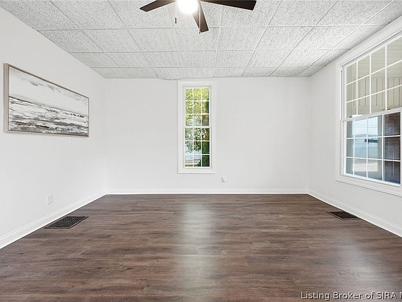 5th image of 1126 Myrtle Avenue