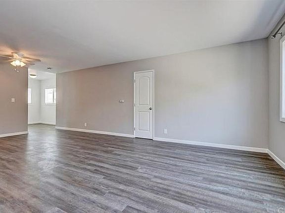 4th image of 221 Calle Miramar APT B