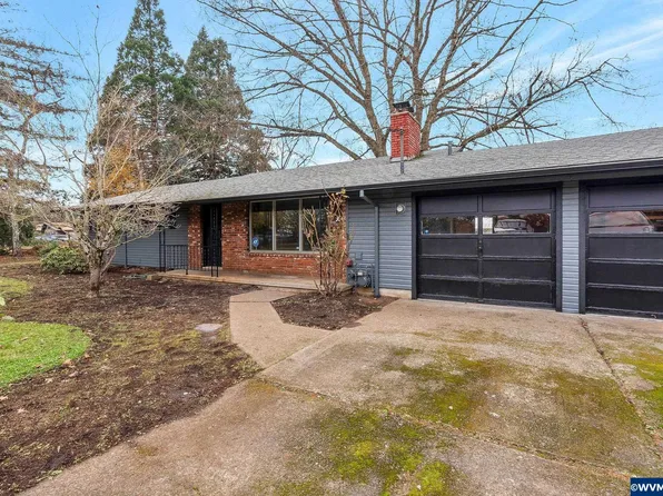 17511 Boones Ferry Rd NE, Hubbard, OR 97032