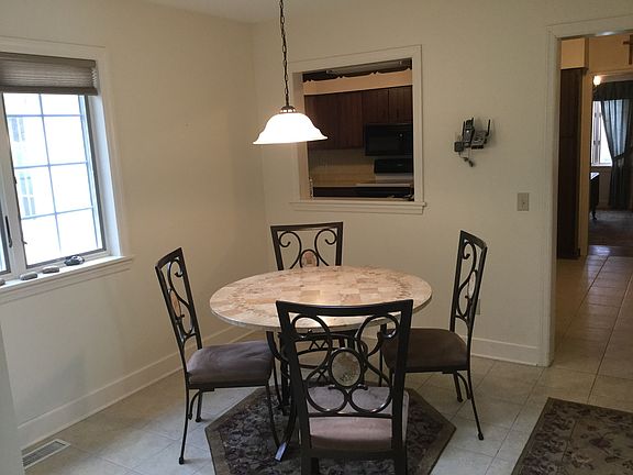5th image of 35 Browns Ave