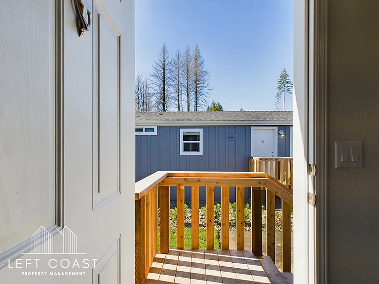 2368 Salmon River Hwy #4 — Photo 20