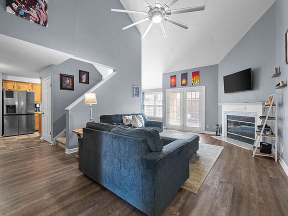 5th image of 1200 Riverwood Pl APT 19