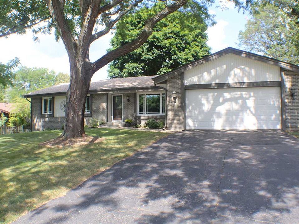 1st image of 1029 Pine Valley Dr