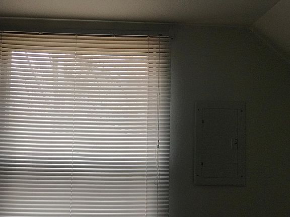 5th image of 3340 Glenwood Dyer Rd Floor 2