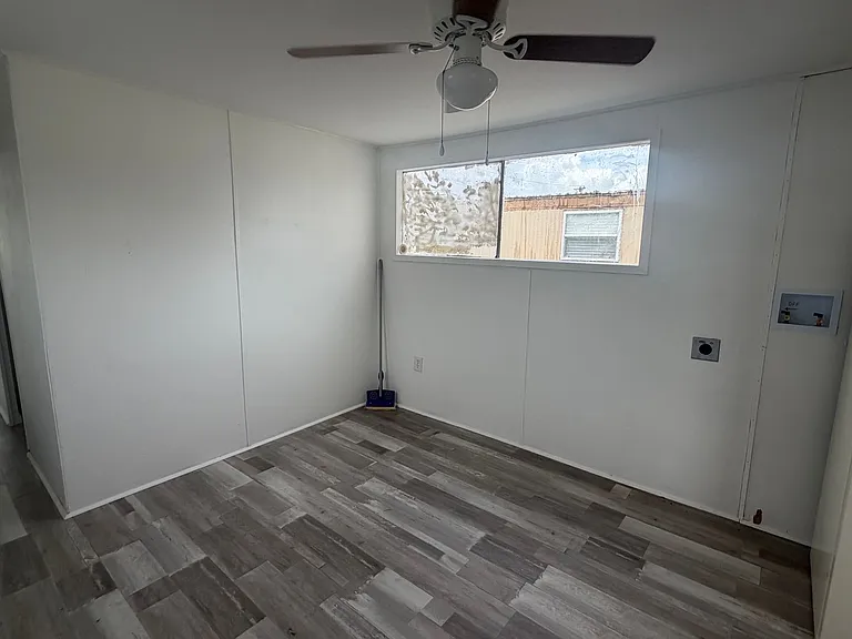 1110 Walton St #9 — Photo 3