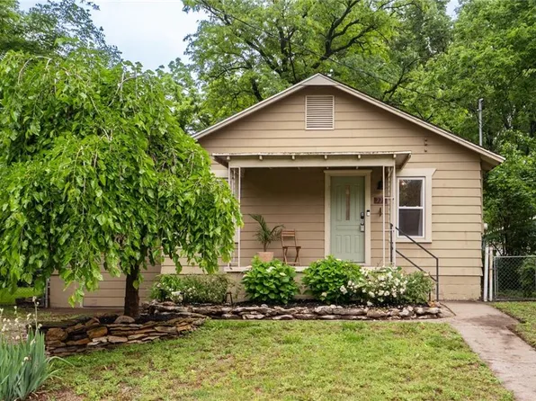 771 Locust St, Lawrence, KS 66044