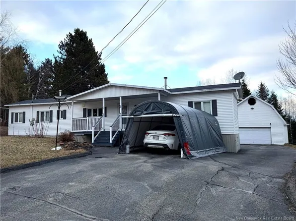 29 Gabourie Rd, Edmundston, NB E3V 4N2