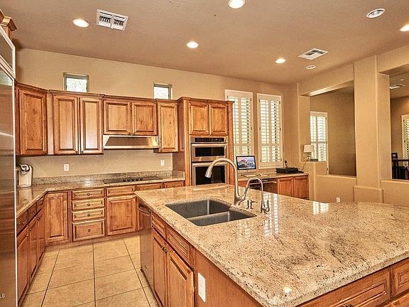 3rd image of 20454 N 94th Pl