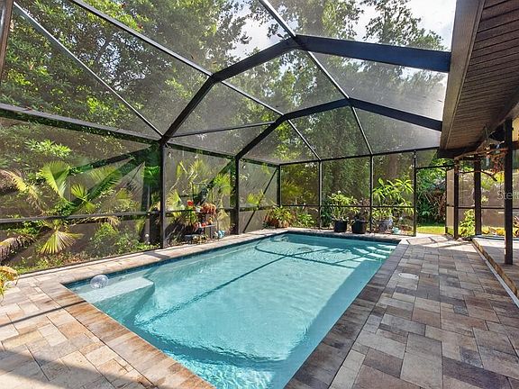 2nd image of 2735 Cypress Hollow Ct