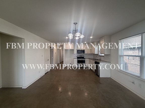4th image of 1050 E Burnett St #3B