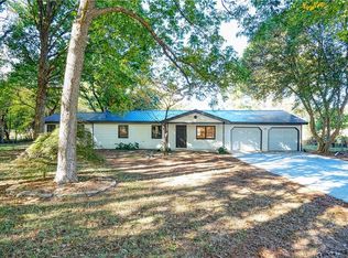 712 W Union Grove Cir, Auburn, GA 30011
