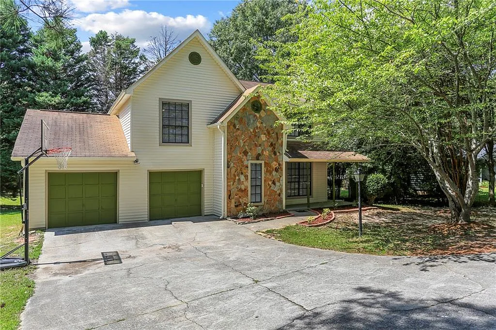 2413 Ingram Rd photo 1
