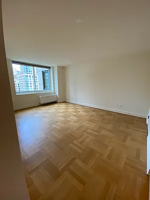 Rented by Windsor Property Management | media 9