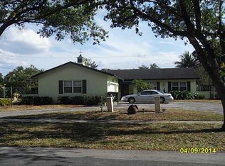 5220 SW 3rd St, Plantation, FL 33317