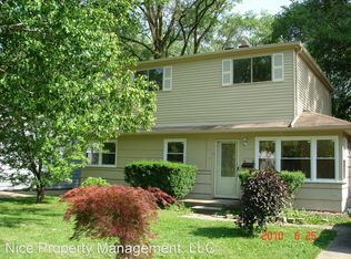 15795 W Forteen Mile Rd, Beverly Hills, MI 48025