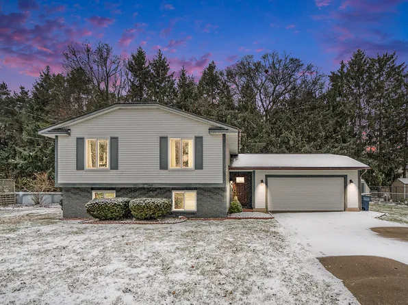 5045 Melmax St, Norton Shores, MI 49441