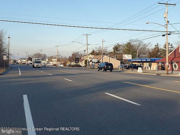 2nd image of 3002 4th Ave