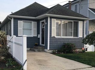 3682 Roanoke St, Seaford, NY 11783