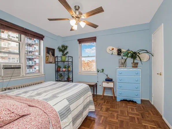 3725 Henry Hudson Parkway West image 6 of 16