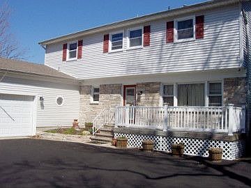 2nd image of 122 Springfield Ave