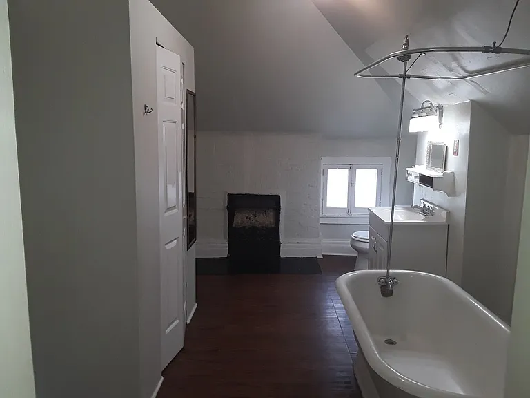 416 W. Magnolia St — Photo 6
