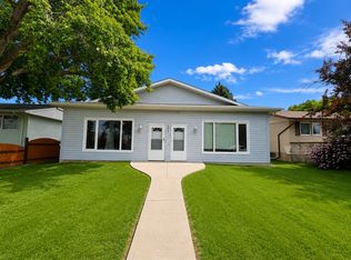 4923A 49th St, Gibbons, AB T0A1N1