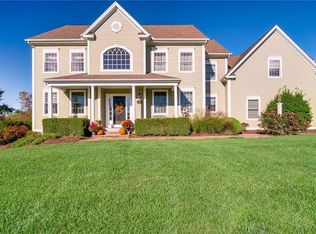 71 Debbie Dr, Meriden, CT 06451