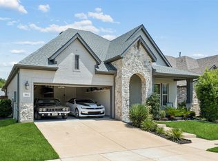 1812 Leo Dr, Van Alstyne, TX 75495