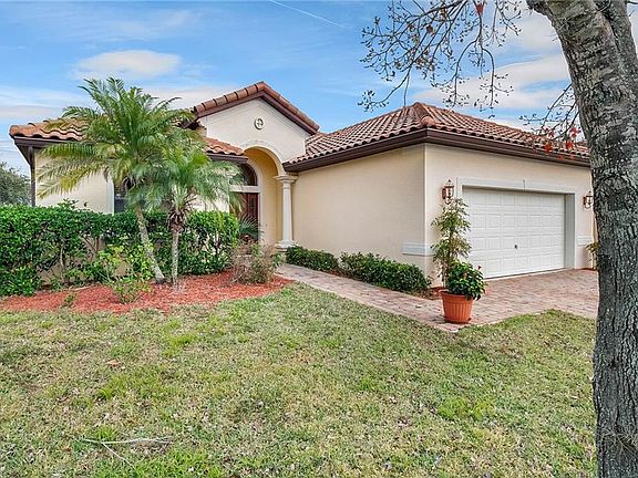 2nd image of 311 Villa Sorrento Cir