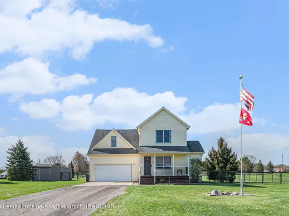 4360 Winsted Ln, Stockbridge, MI 49285